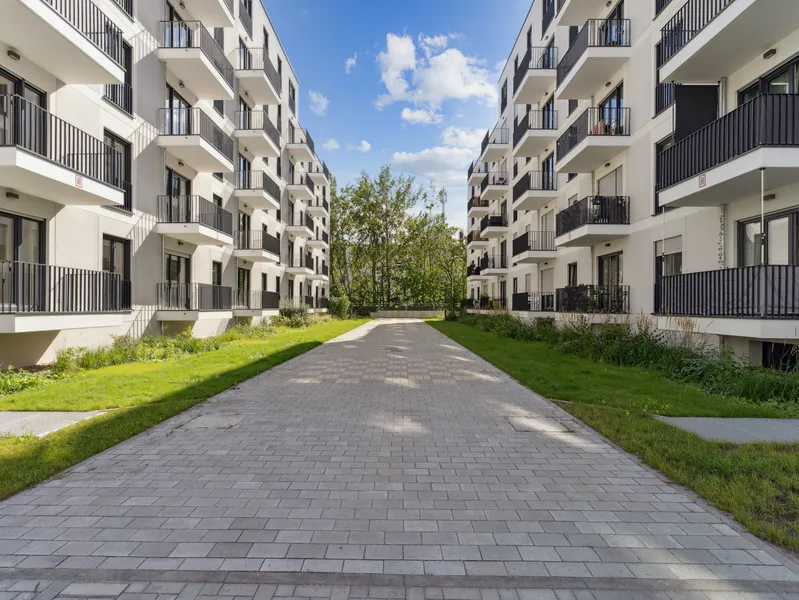 Neubau-Eleganz: Exklusive 3-Zimmer-Wohnung in Friedenau mit Balkon und Fahrstuhl — photo 1